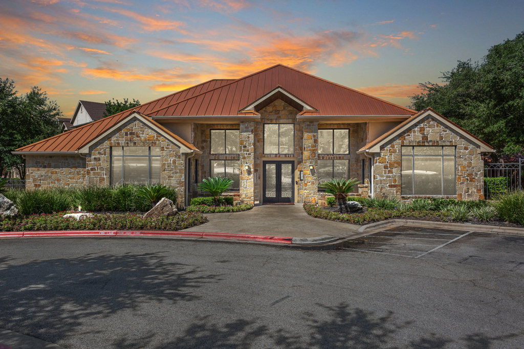 The Verandah at Grandview Hills Apartments in Austin, TX